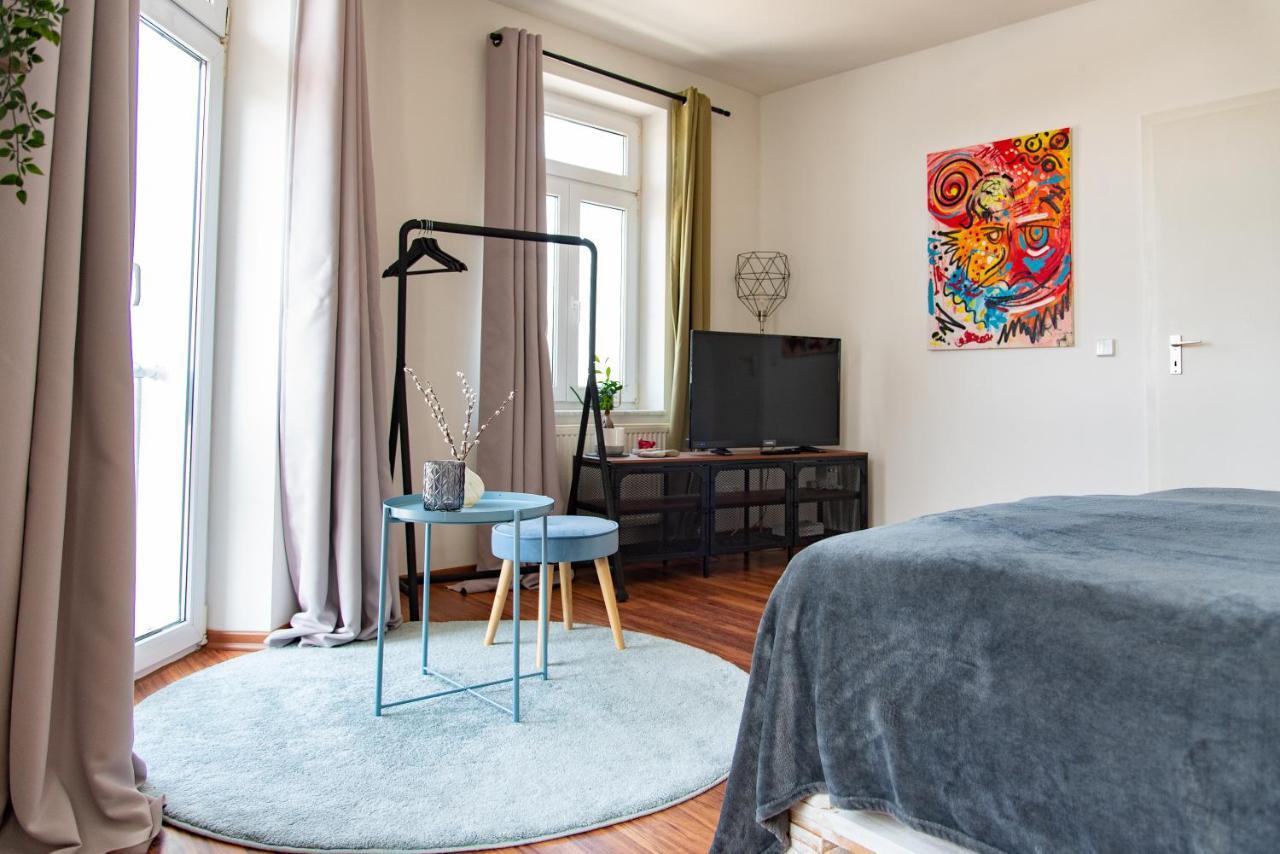 Industriecharme Apartment - Nespresso, Netflix, Wifi, Zentral, Messe Chemnitz Bagian luar foto
